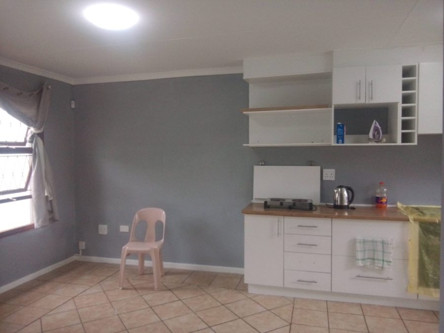 2 Bedroom Property for Sale in Sherwood Eastern Cape